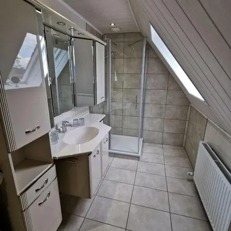 Regner „das Anwesen Am See“ **** 아파트